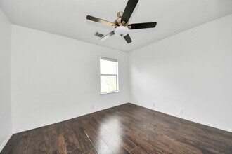 Building Photo - 21218 Somerset Park Ln