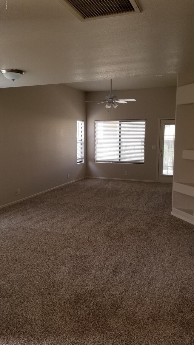 Building Photo - 13834 N Cambria Dr