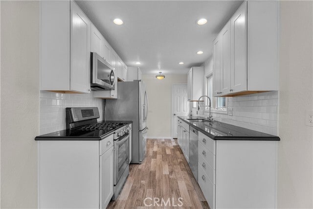 Building Photo - 211 La Verne Ave