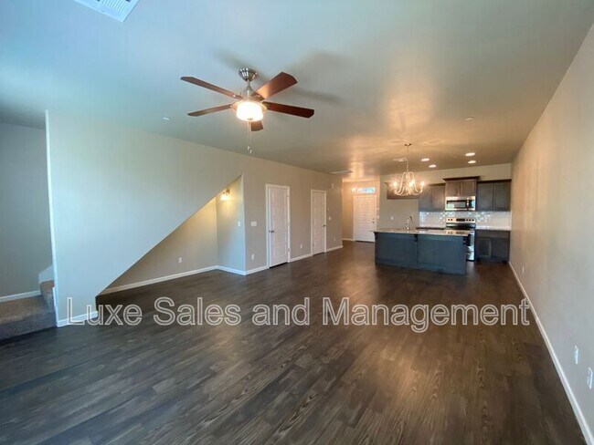 Foto del edificio - 749 SW 14th St