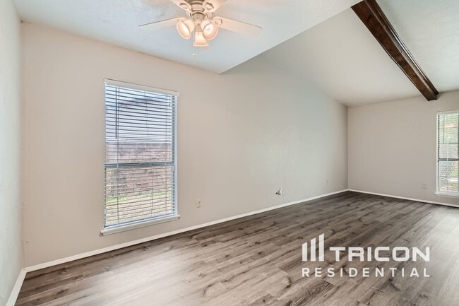 Building Photo - 6518 Greenspring Dr