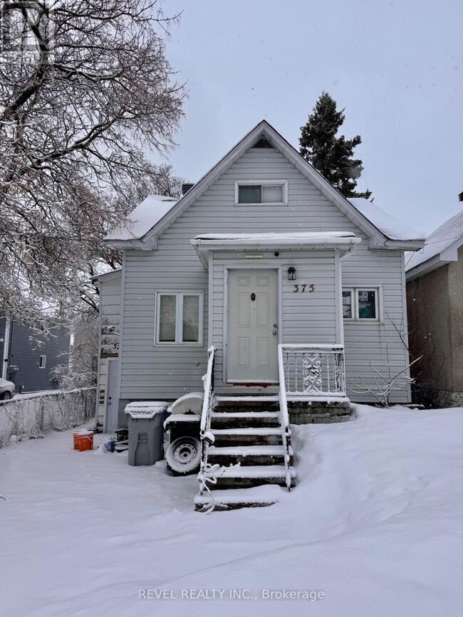 Building Photo - 375 Elm St S
