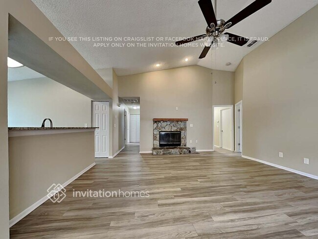 Foto del edificio - 11417 Smokethorn Dr