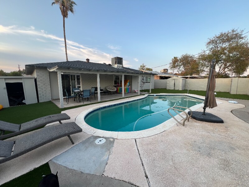 Foto principal - 3421 W Krall St