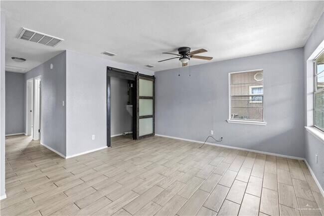 Foto del edificio - 10 E Wells St