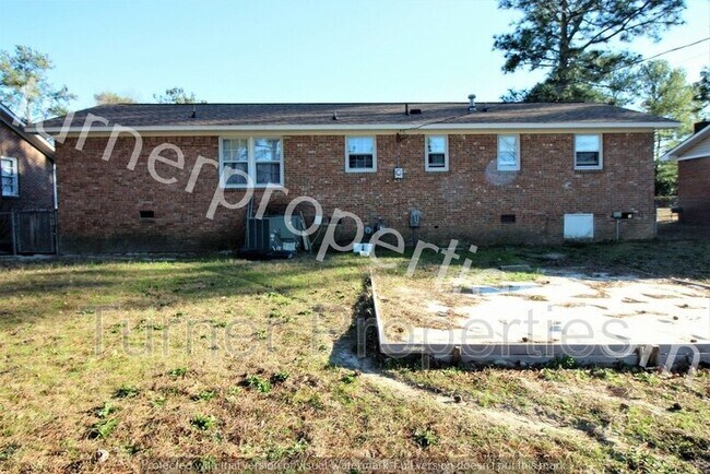 Building Photo - 1217 Faraway Dr