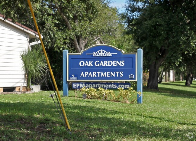 Oak Gardens Apartments Hollywood Fl Building Photo Oak Gardens Apartments