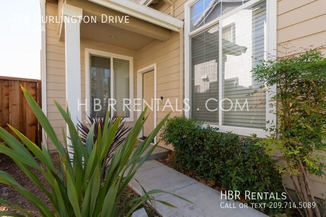 Foto del edificio - Tracy Three Bedroom - Two Story Home MOVE ...