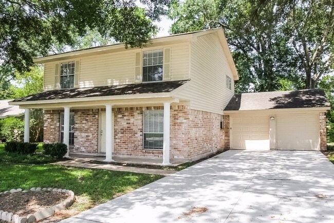 Building Photo - 11611 Marrs Dr