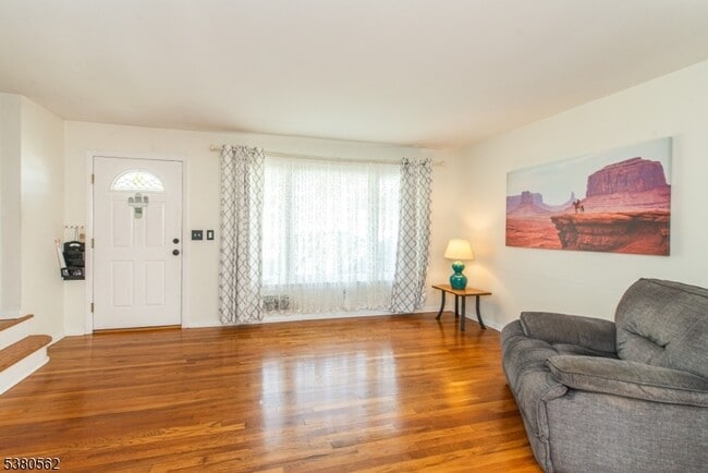 Foto del edificio - 41 Dowling Pkwy