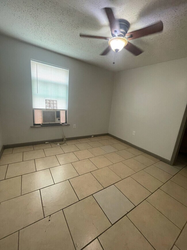 Foto del edificio - 3028 Avenue M