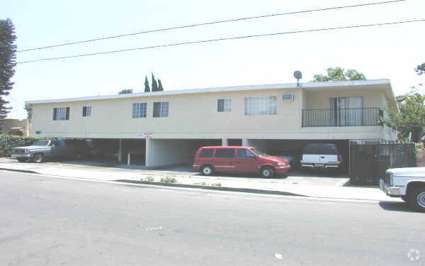 Foto del edificio - 2840 Partridge Ave