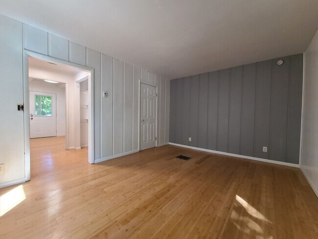 Foto del edificio - 460 W Napier Ave