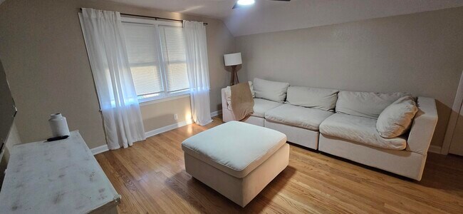 Foto del edificio - 1825 S 52nd St