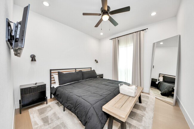 Foto del edificio - 5774 Heron Dr