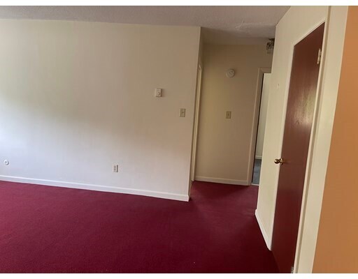 Building Photo - 624 Hyde Park Ave