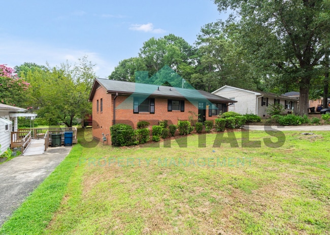 Photo - 815 Corona St House