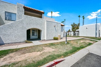 Building Photo - 4730 W Northern Ave