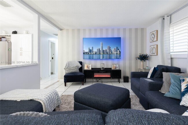 Foto del edificio - 5640 Hayes St