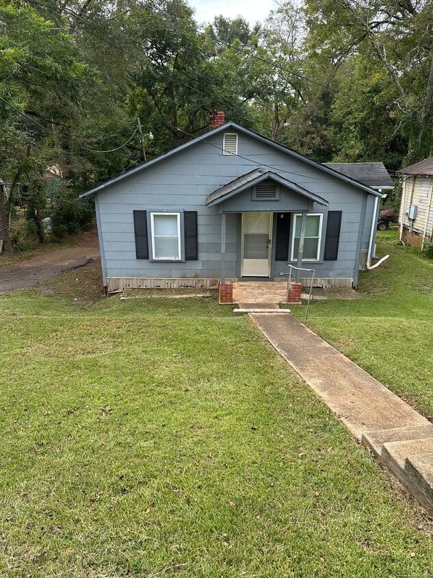 Primary Photo - 190 E Perdue St