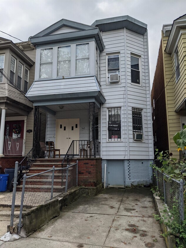 343 Union St, Jersey City, NJ 07304 House Rental in Jersey City, NJ