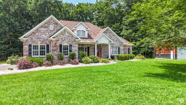 Building Photo - 5912 Shelby Ln