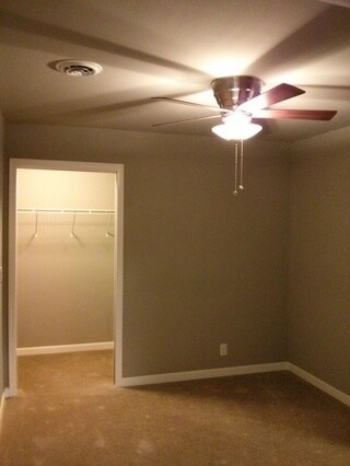 Bedroom 1 - 330 Norbeck N St