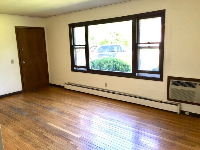 Foto del edificio - 205 Sunny Meade Ln