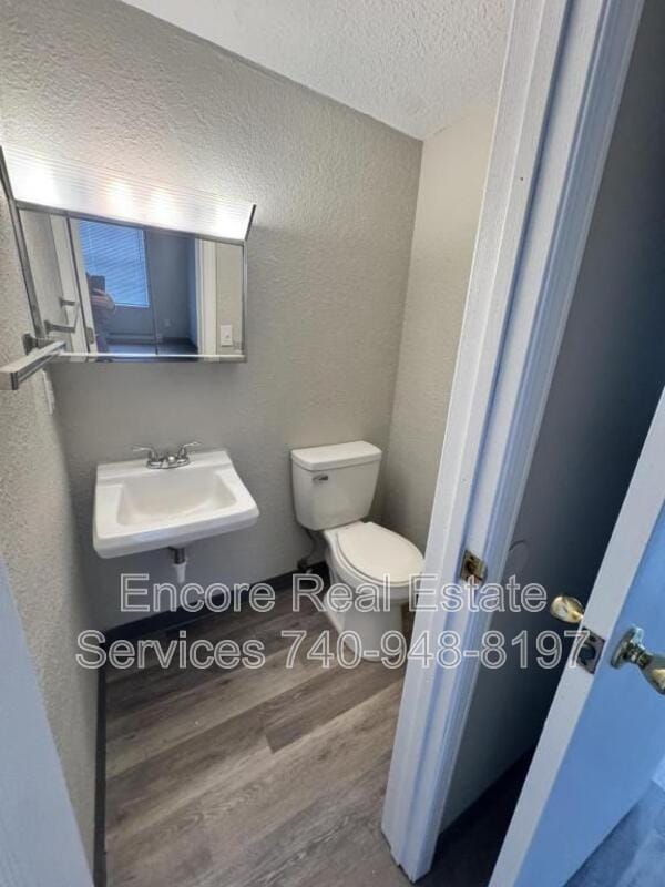 Building Photo - 563 Brookside Ct