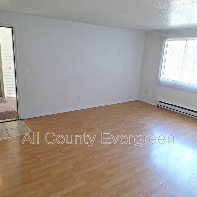 Foto del edificio - 537 37th St SE