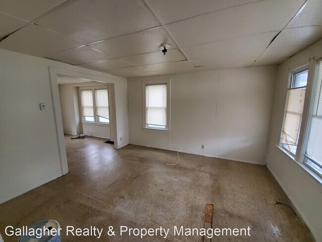 Building Photo - 3 br, 1 bath House - 307 Hague St