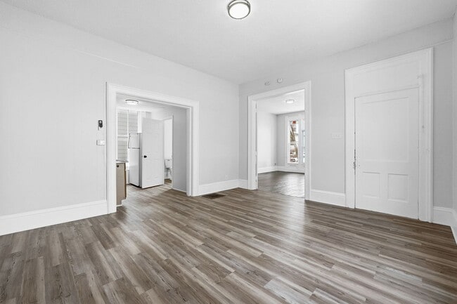 Building Photo - Fox Property Services