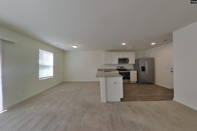 Building Photo - 1077 Crescent Moon Lp