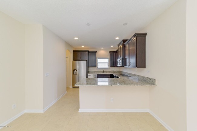 Building Photo - 198 CONCAVE Ln