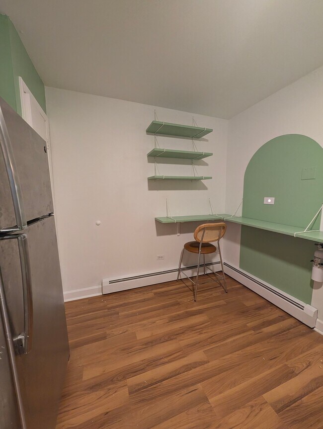 Foto del edificio - 6361 N Paulina St