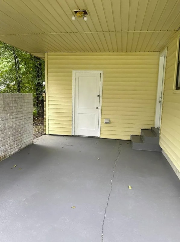 Building Photo - 4008 Macaulay Cove