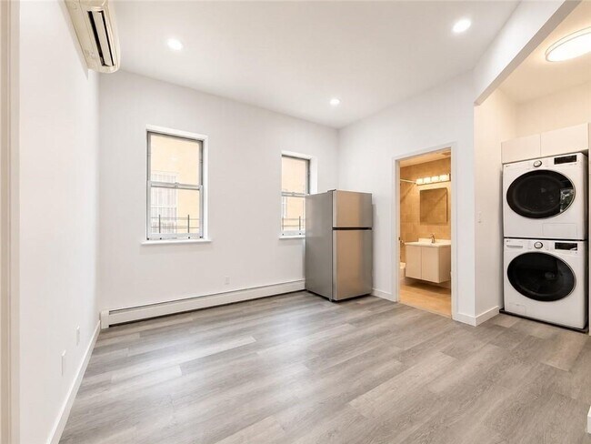 Foto del edificio - 1024 67th St