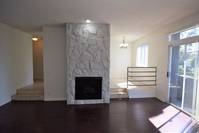 Foto del edificio - 11315 Moorpark St
