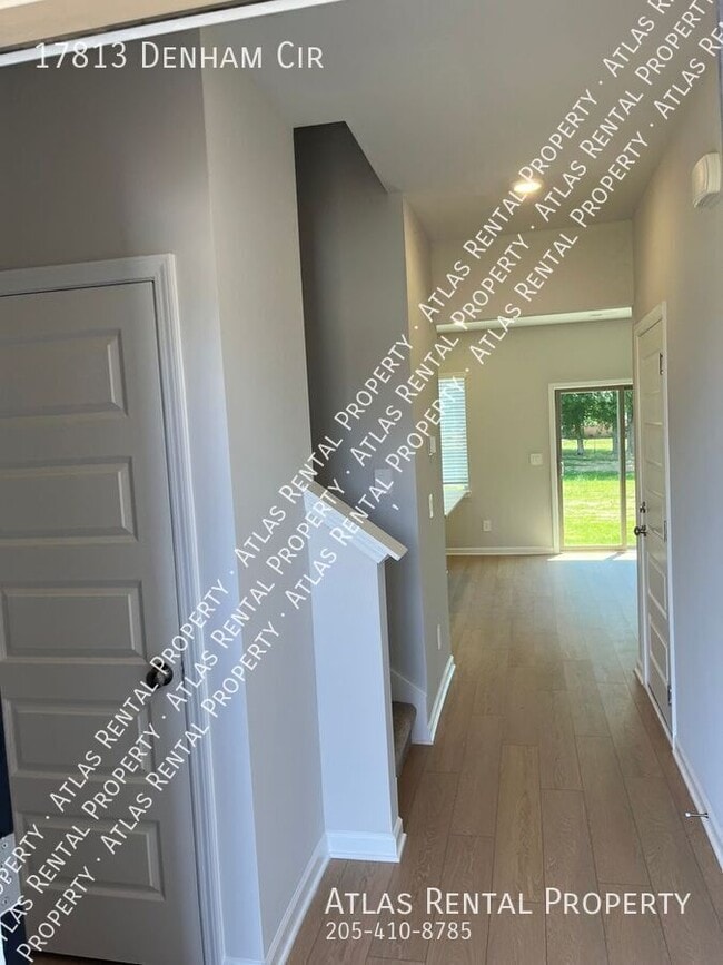 Building Photo - 17813 Denham Cir