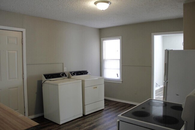 Foto del edificio - 4424 36th St