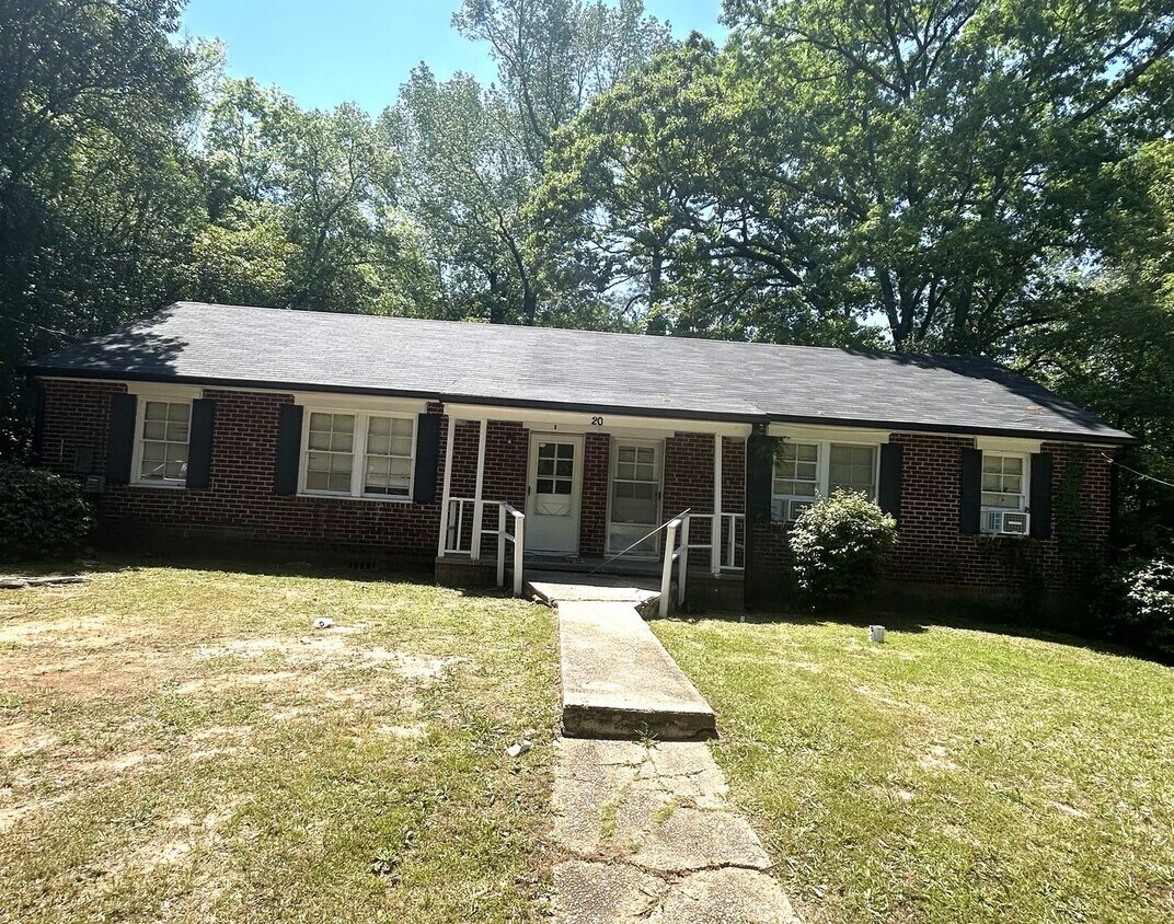 Foto principal - 20 Muscogee Dr