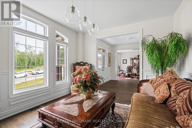 Building Photo - 94 Ruby Ridge