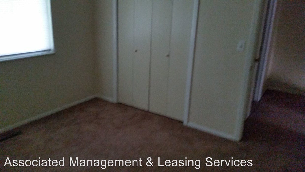 Building Photo - 1351 Southwinds Dr