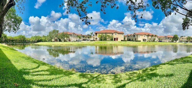 Building Photo - 5753 Isles Cir