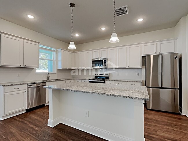 Building Photo - 1344 Mount Logan Dr