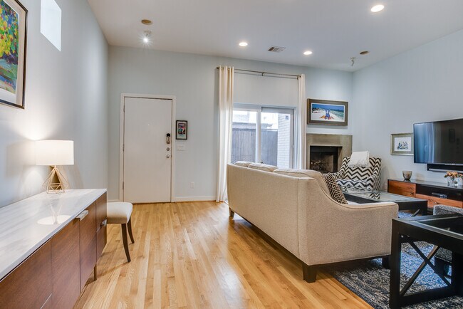 Foto del edificio - 4125 Cole Ave