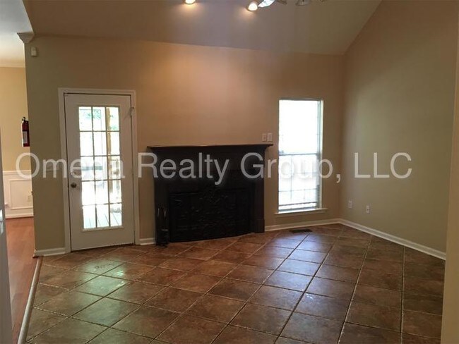 Building Photo - 157 Sommersby Cir