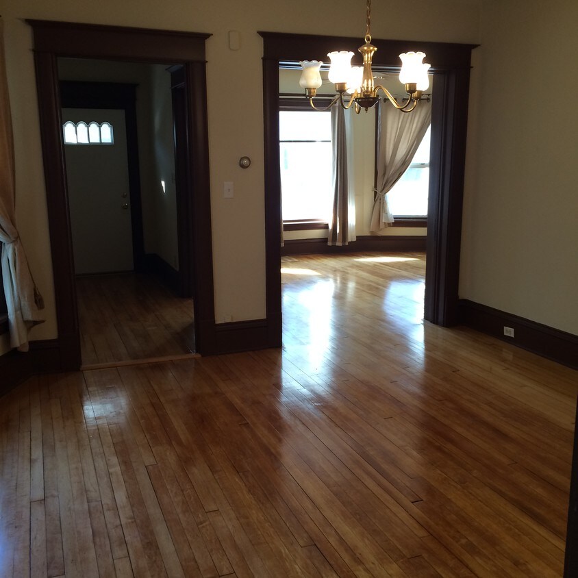Primary Photo - 315 N Paterson St