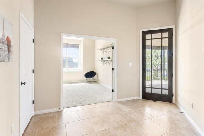 Foto del edificio - 114 Darst Ln