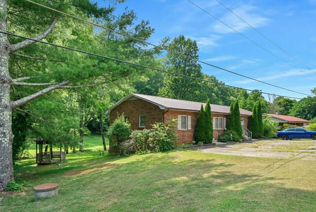 Foto del edificio - 459 Worley Rd